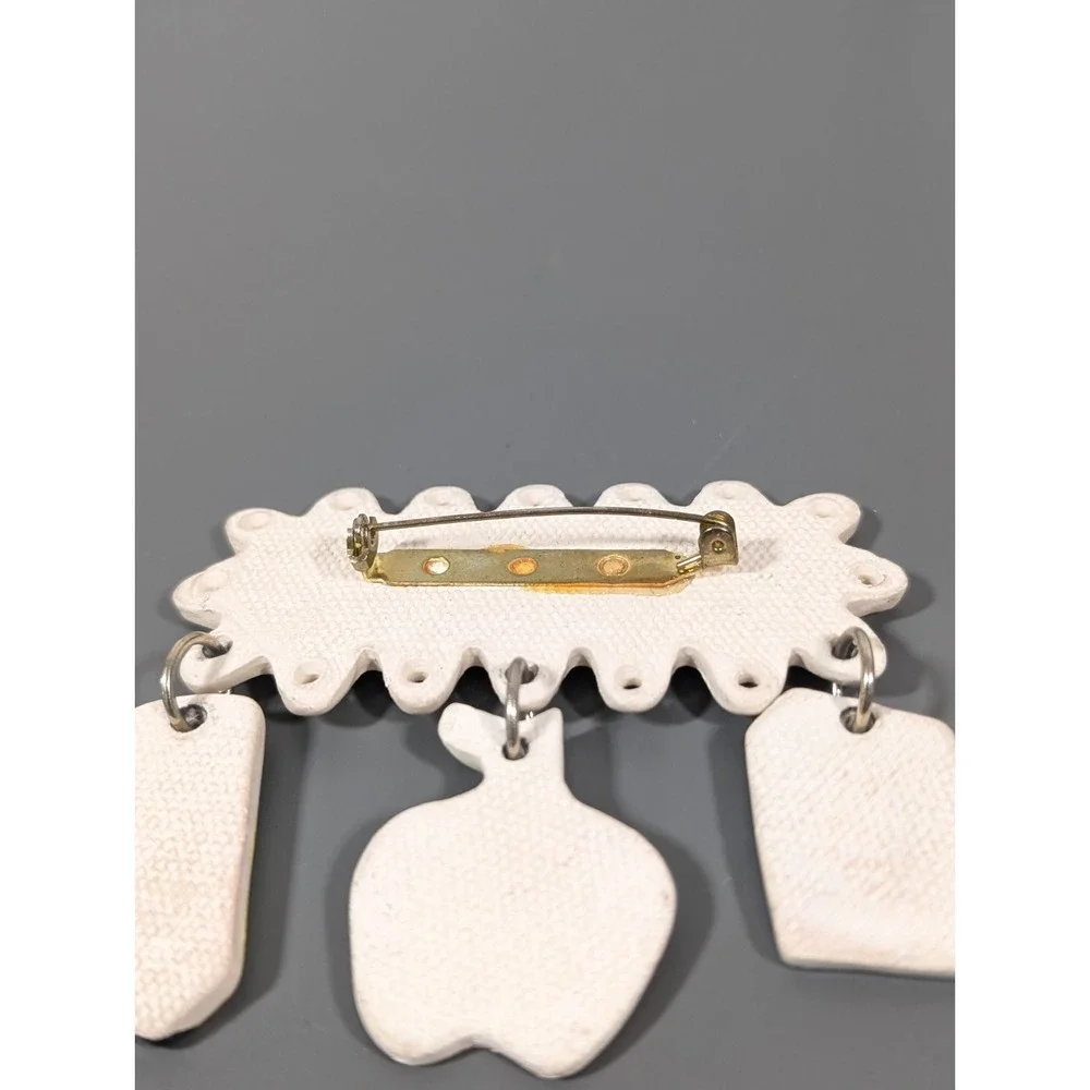 Vintage I Love to Teach ABC 123 Ceramic Charm‎ Pin Brooch